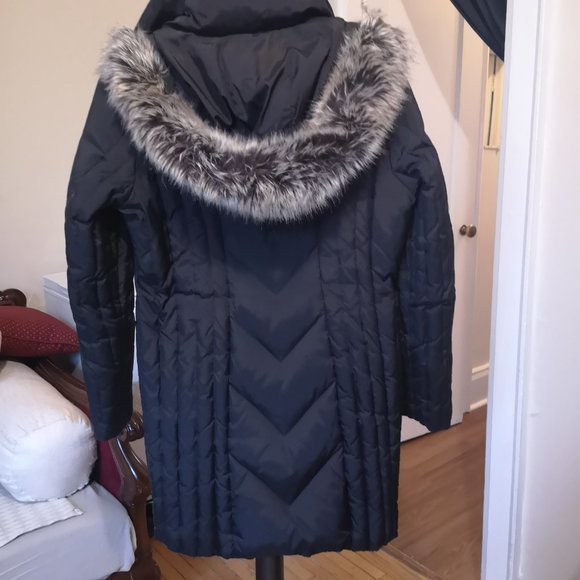 Jones New York black woman's winter coat with detachable hood - Picture 7 of 15